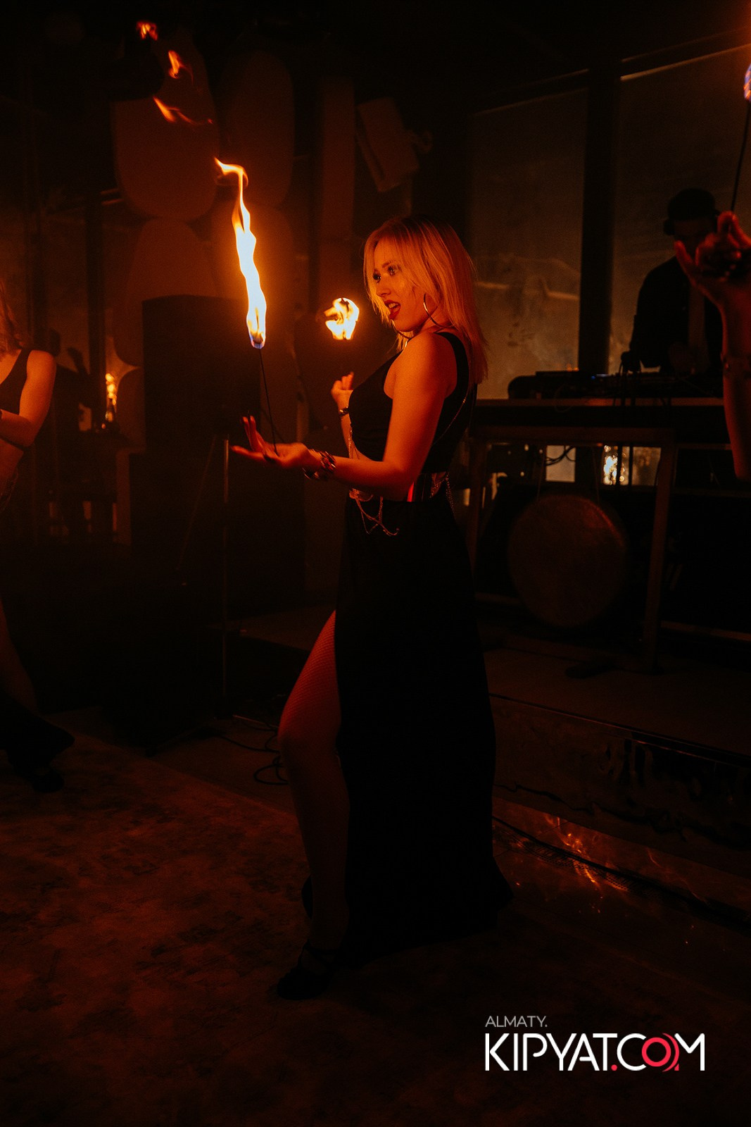 EDEN BAR & RESTAURANT. КИПЯТКОМ АЛМАТЫ!