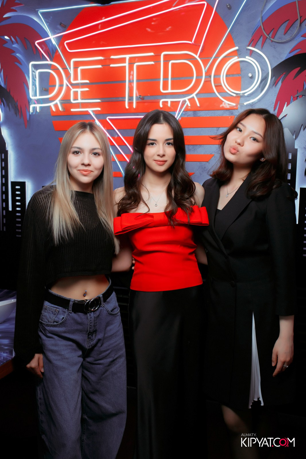 УХО И МЕДВЕДЬ НА ГАГАРИНА. КИПЯТКОМ АЛМАТЫ!