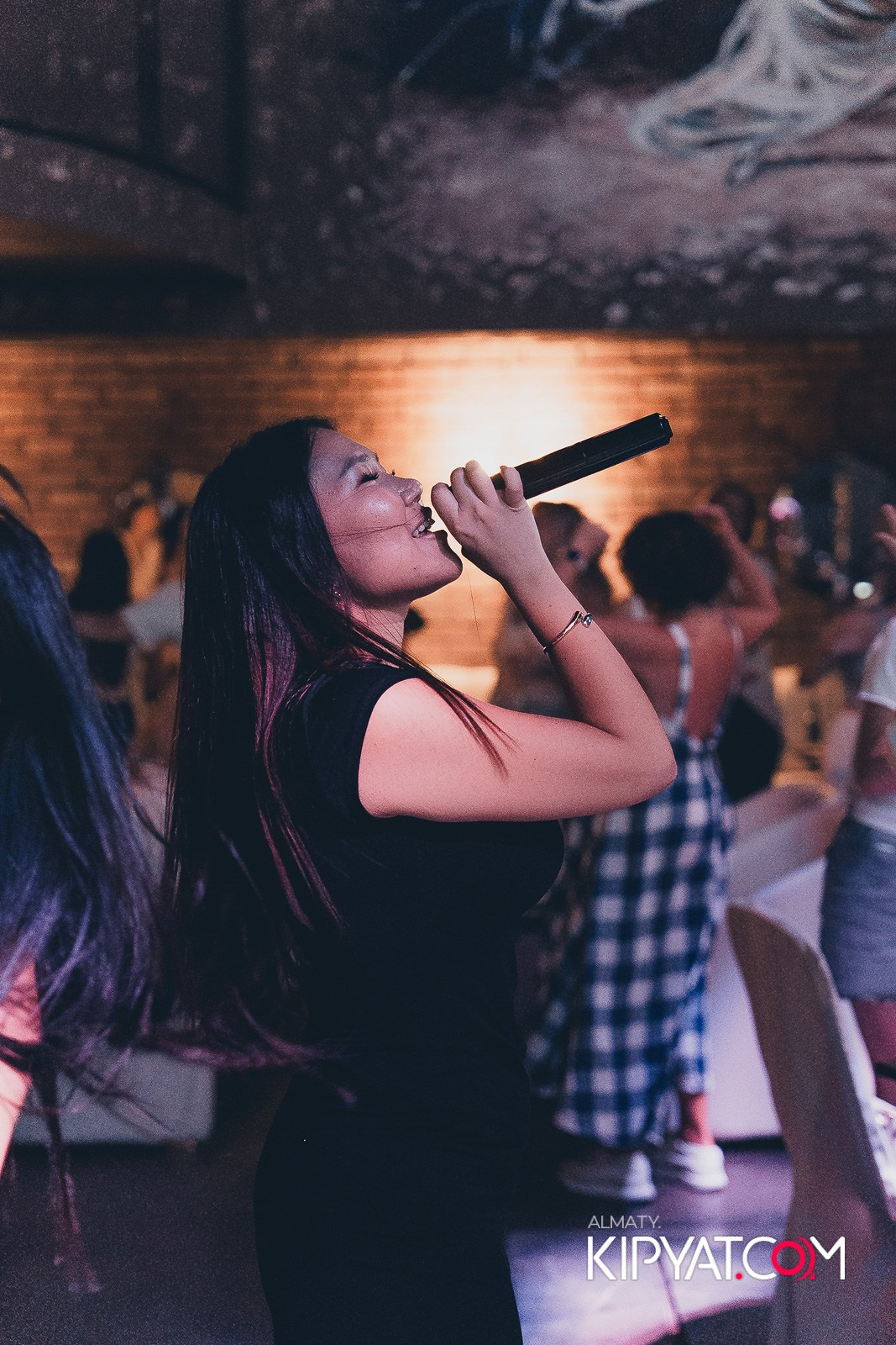 МУЗЫКАЛЬНОЕ ЛОТО В HIT RETRO. КИПЯТКОМ АЛМАТЫ!