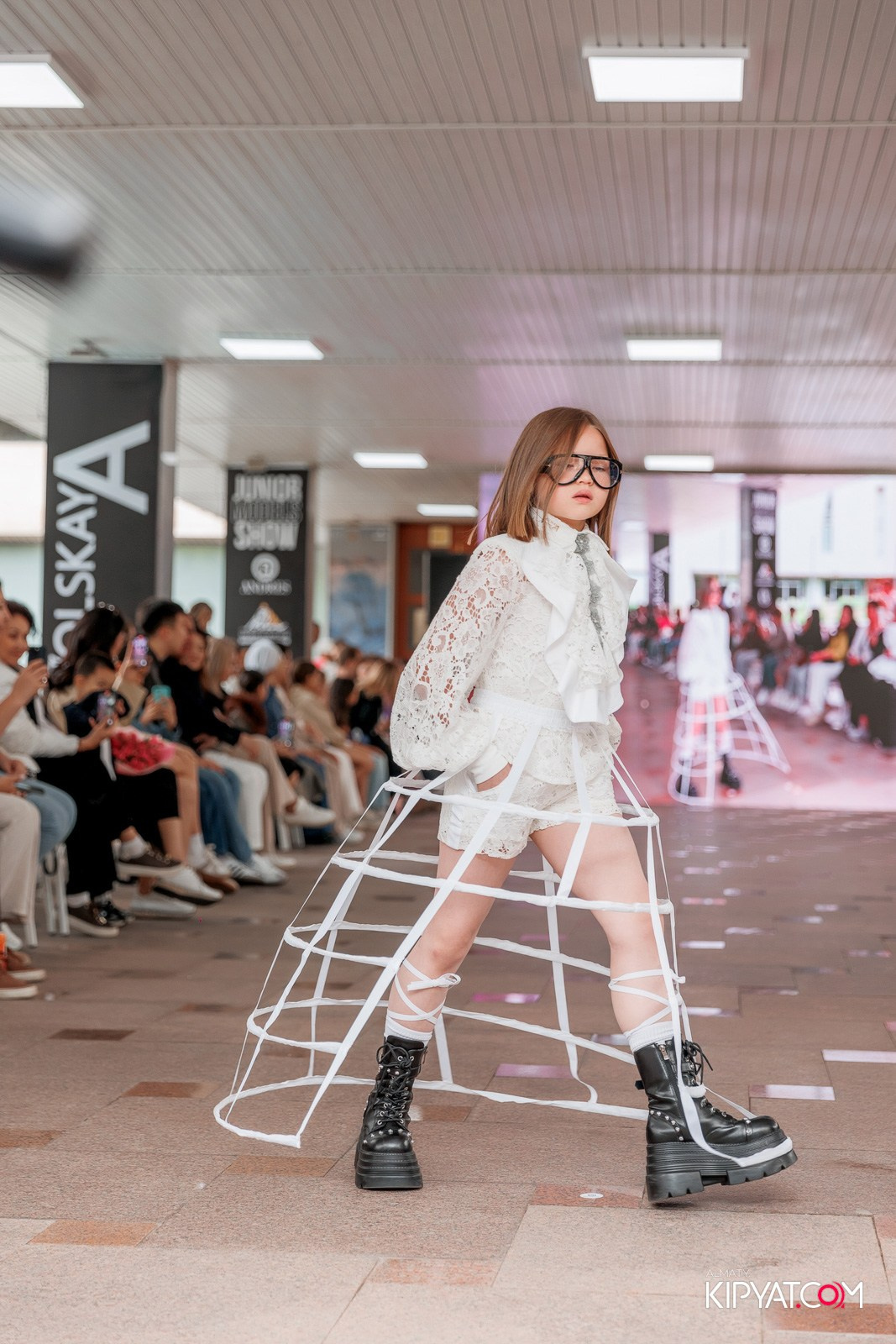 JUNIOR FASHION SHOW. КИПЯТКОМ АЛМАТЫ!