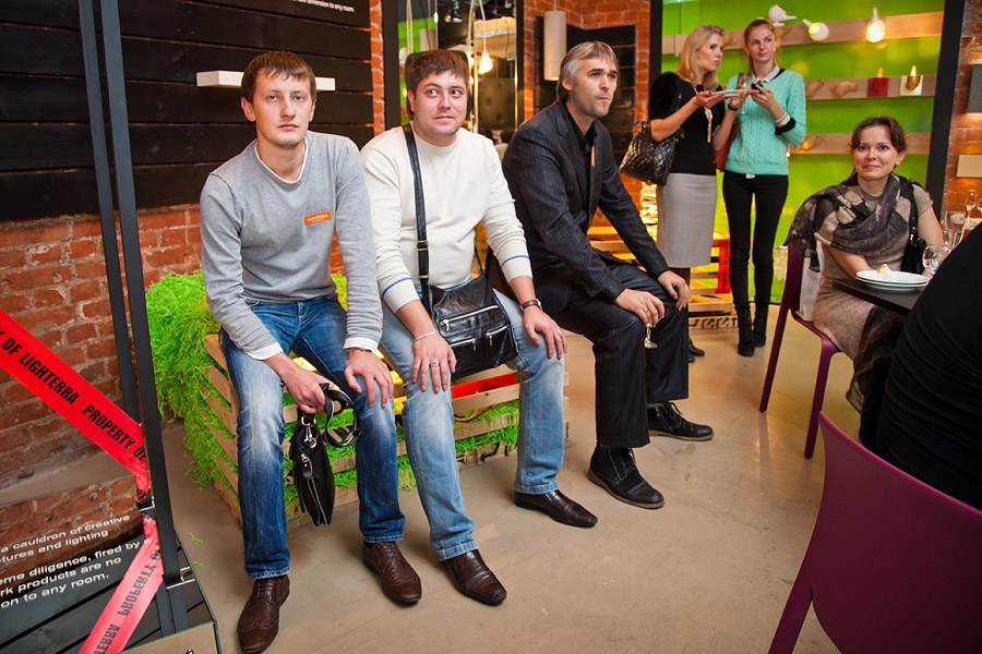 Презентация итальянской мебели в салоне LIGHTERRA, октябрь 2012. Портретные фотографы в Москве — Анна и Алексей Бородины