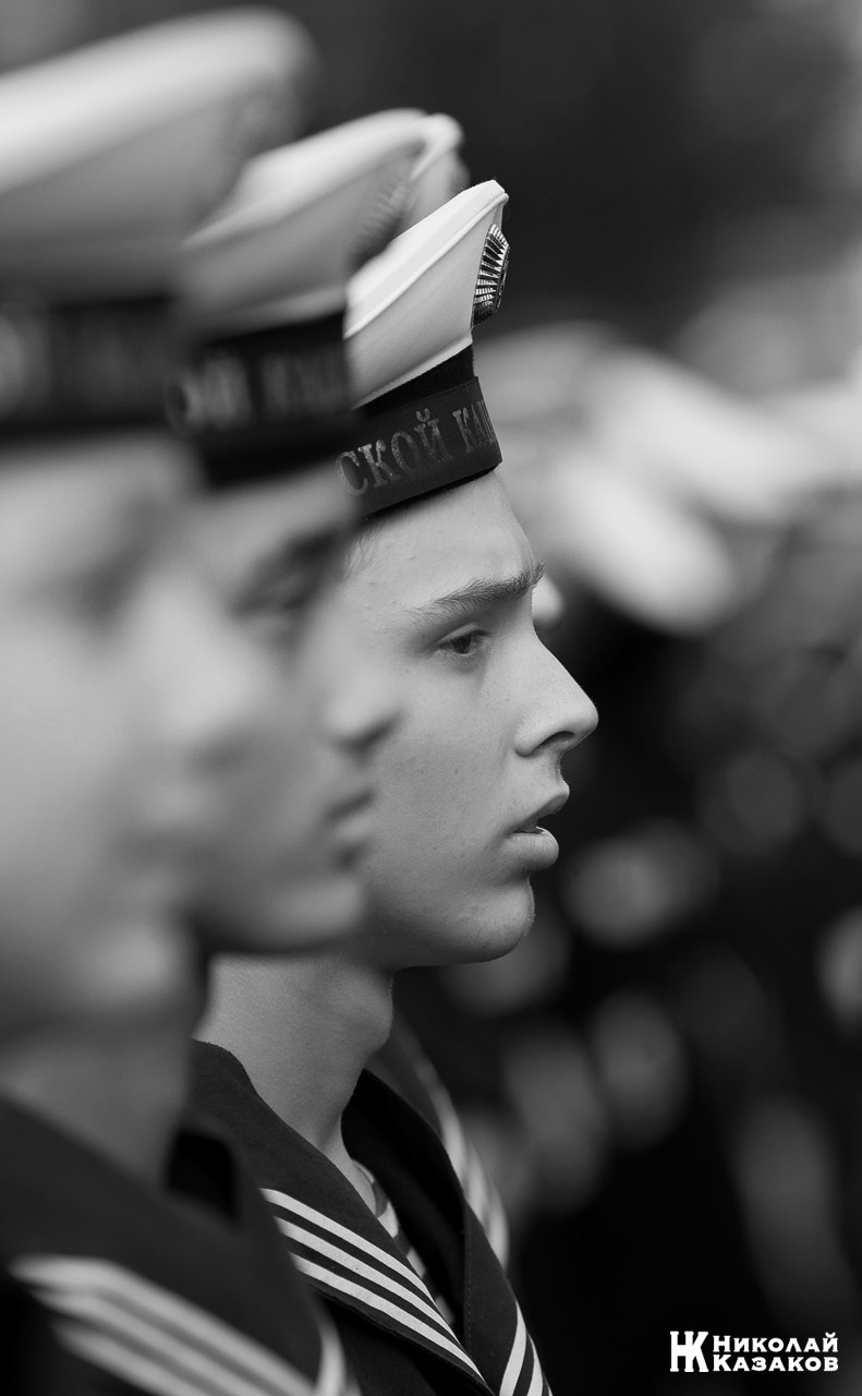 Эмоциональный портрет юного  кадета во время принятия присяги в Кронштадте.