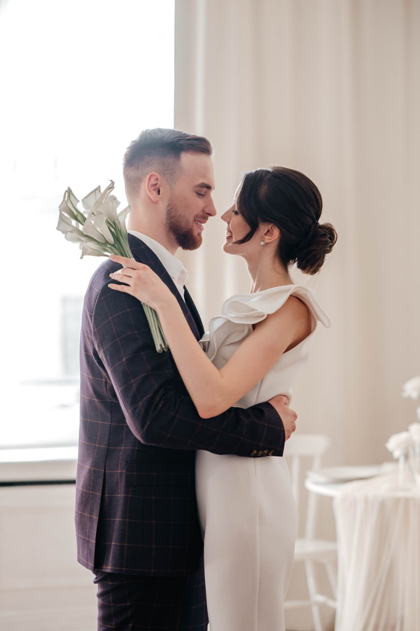 Свадебная фотосессия в студии — Диана и Кирилл