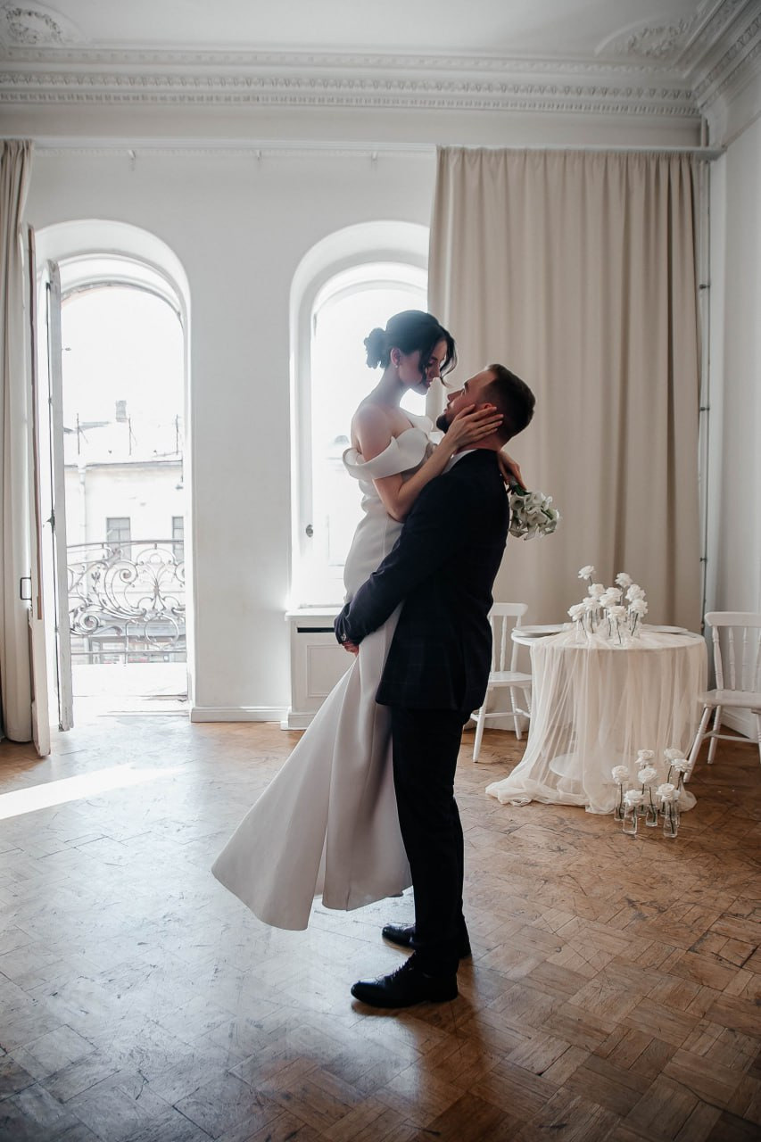 Свадебная фотосессия в студии — Диана и Кирилл