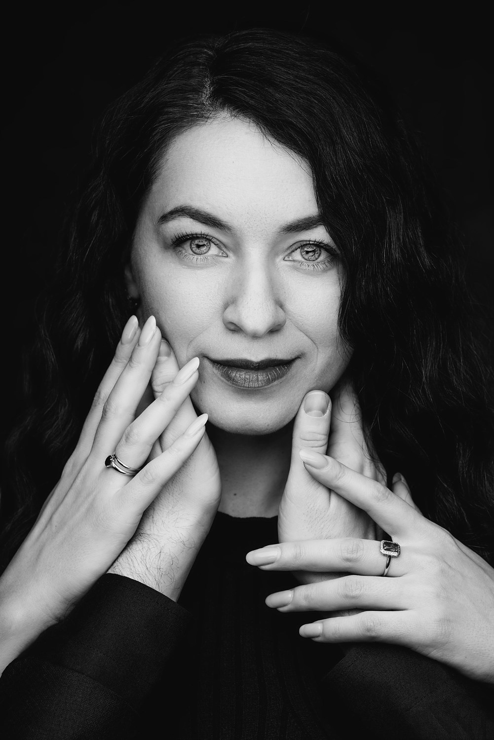 U-ray: Художественный чёрно-белый портрет. U-ray