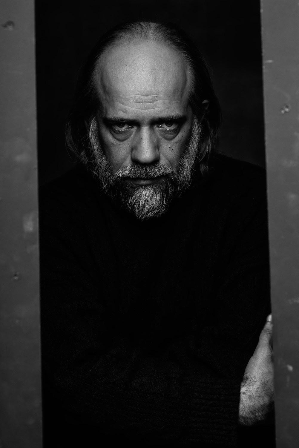 U-ray: Художественный чёрно-белый портрет. U-ray