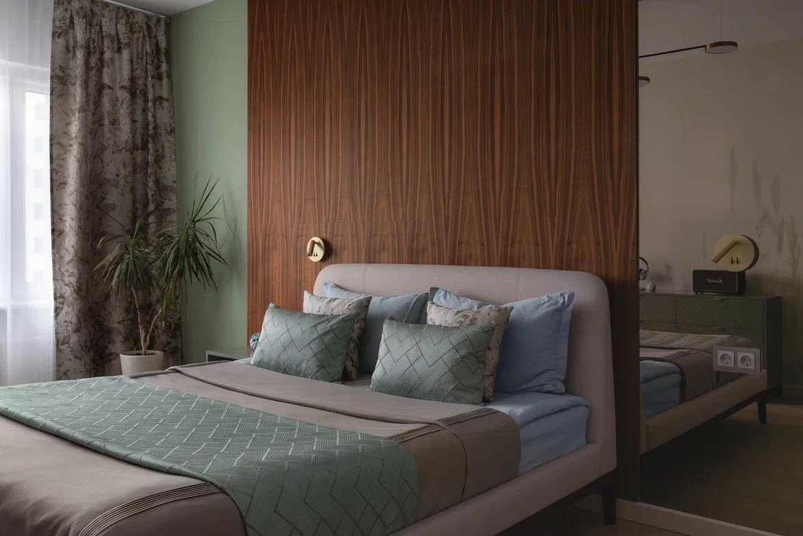 Мебельная. «Roots» полный цикл производства мебели и интерьерных решений