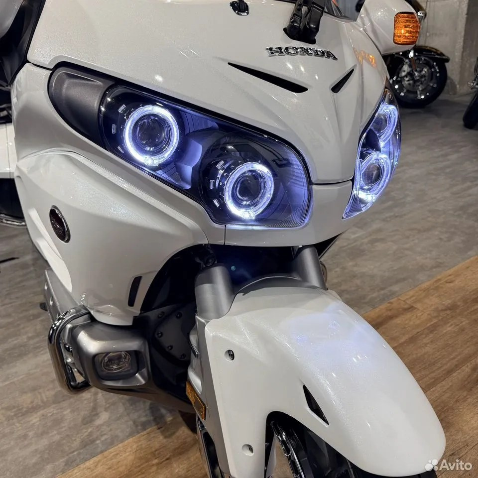 2017 honda Goldwing (White Pearl). Hello Davidson, Москва. Только хорошие мотоциклы…