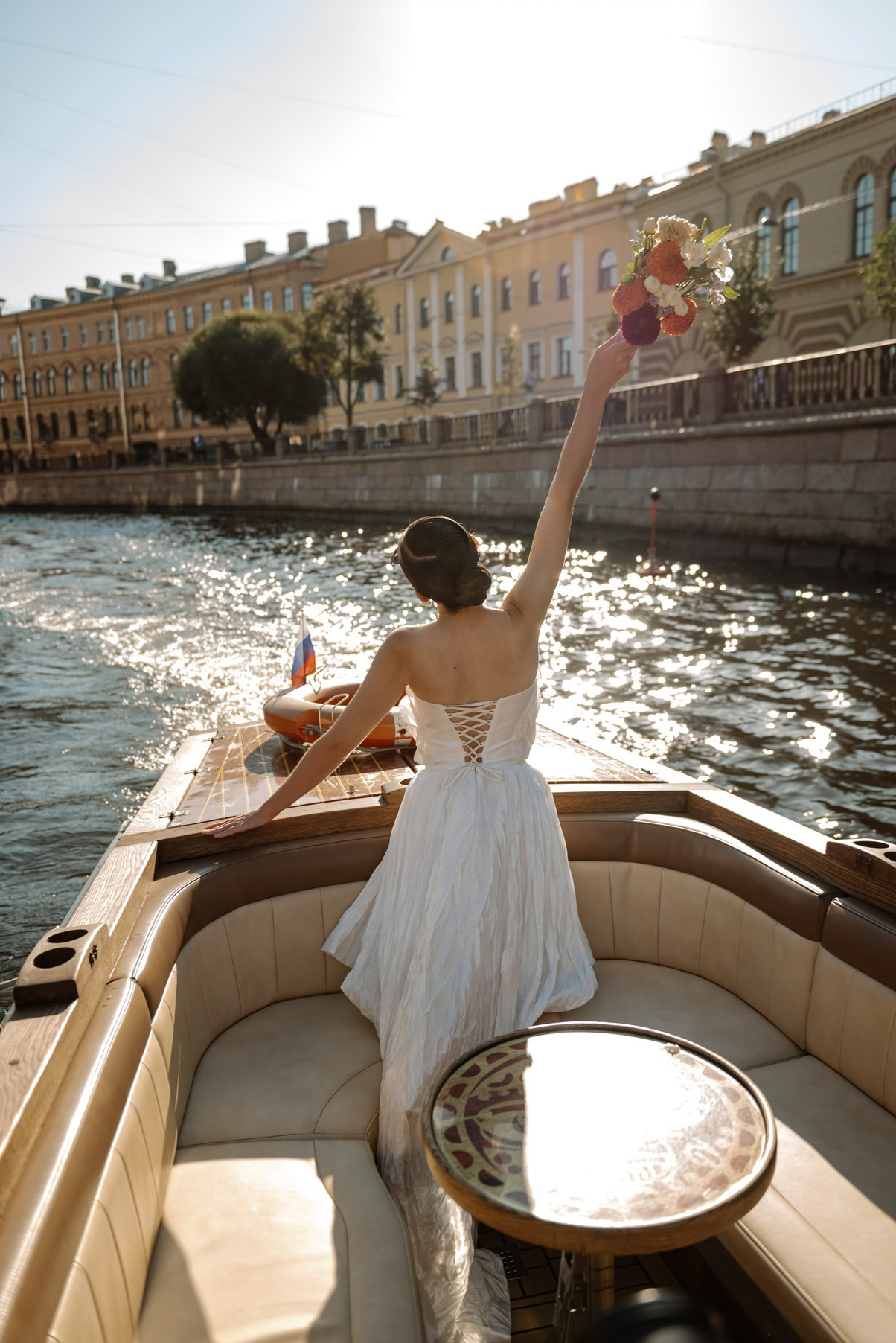 Свадьба на катере. Свадебный и сеейный фотограф в Санкт-Петербурге Елена Худякова