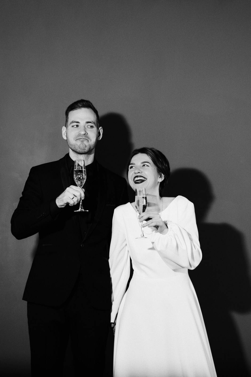 Свадебный фотограф в Тюмени — Стас и Таня — Съемка в отеле и на улице. Фотограф Дарья Мустафина, Тюмень