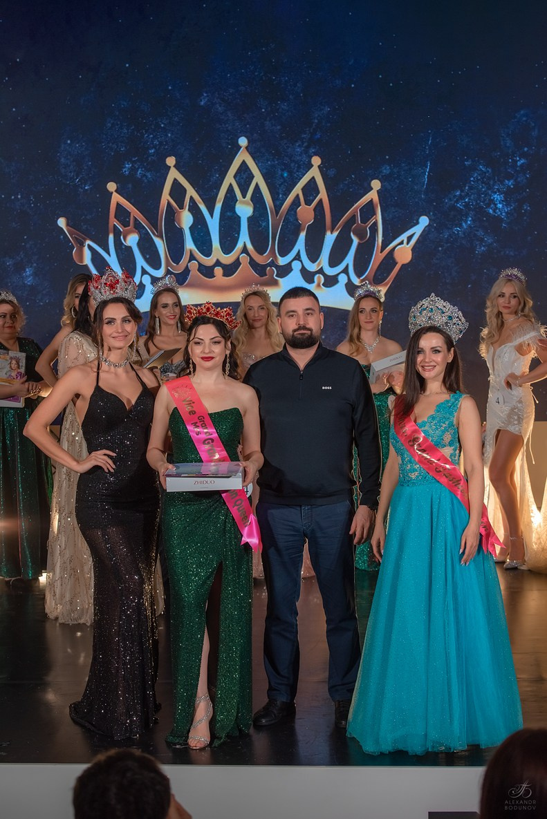 GrandFashionShow2024. Семейный и коммерческий фотограф в Сочи Александр Бодунов