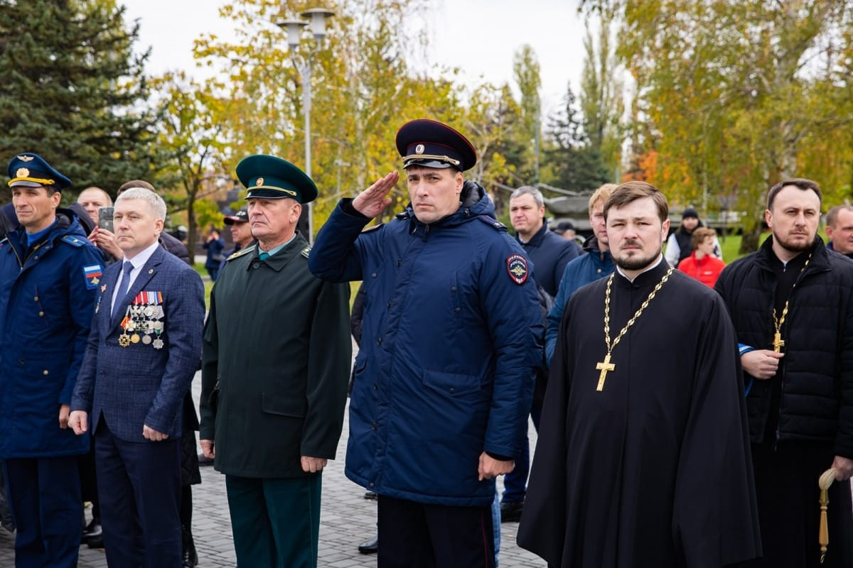 Священник поздравил кадетов с принятием Присяги. Саратовское Северо-Западное благочиние