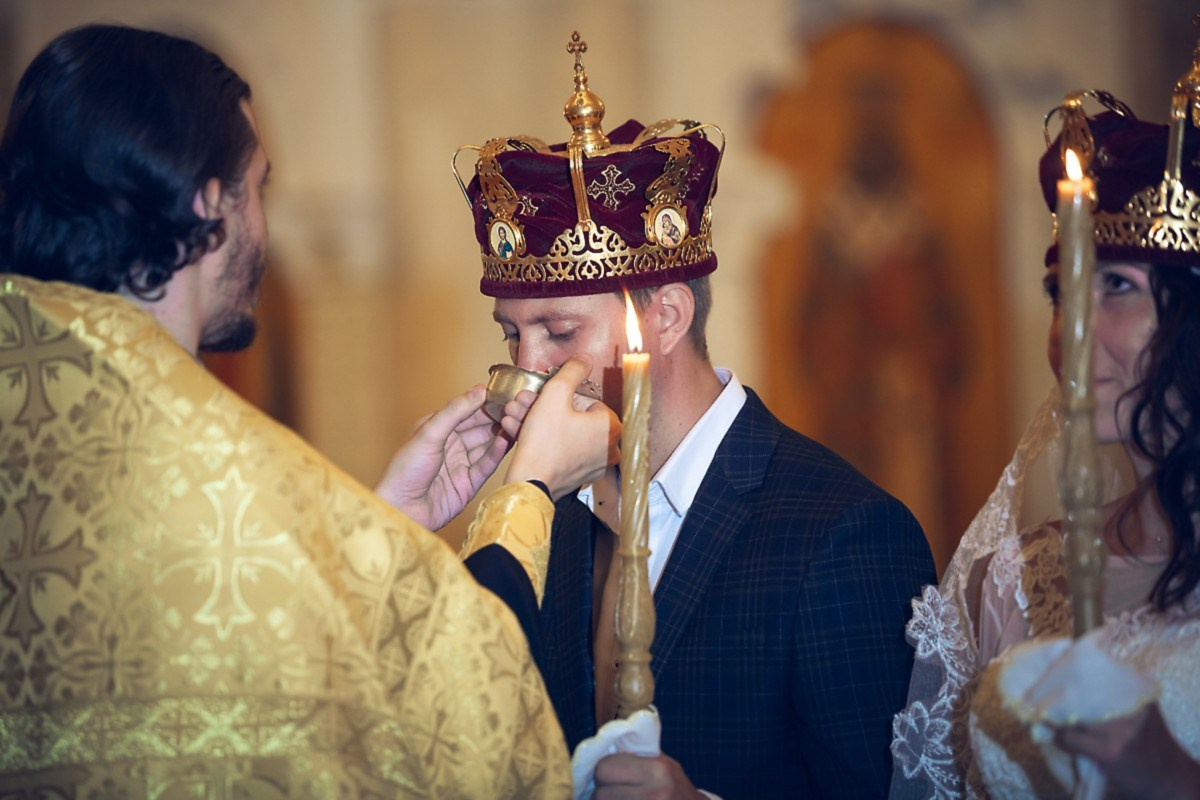 Венчание в главном Храме. Свадебный и репортажный фотограф в Москве и Московской области