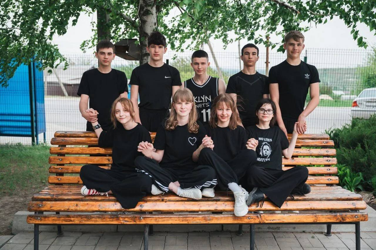 Школьная съёмка улица лайф. Фотограф Алёна Мил