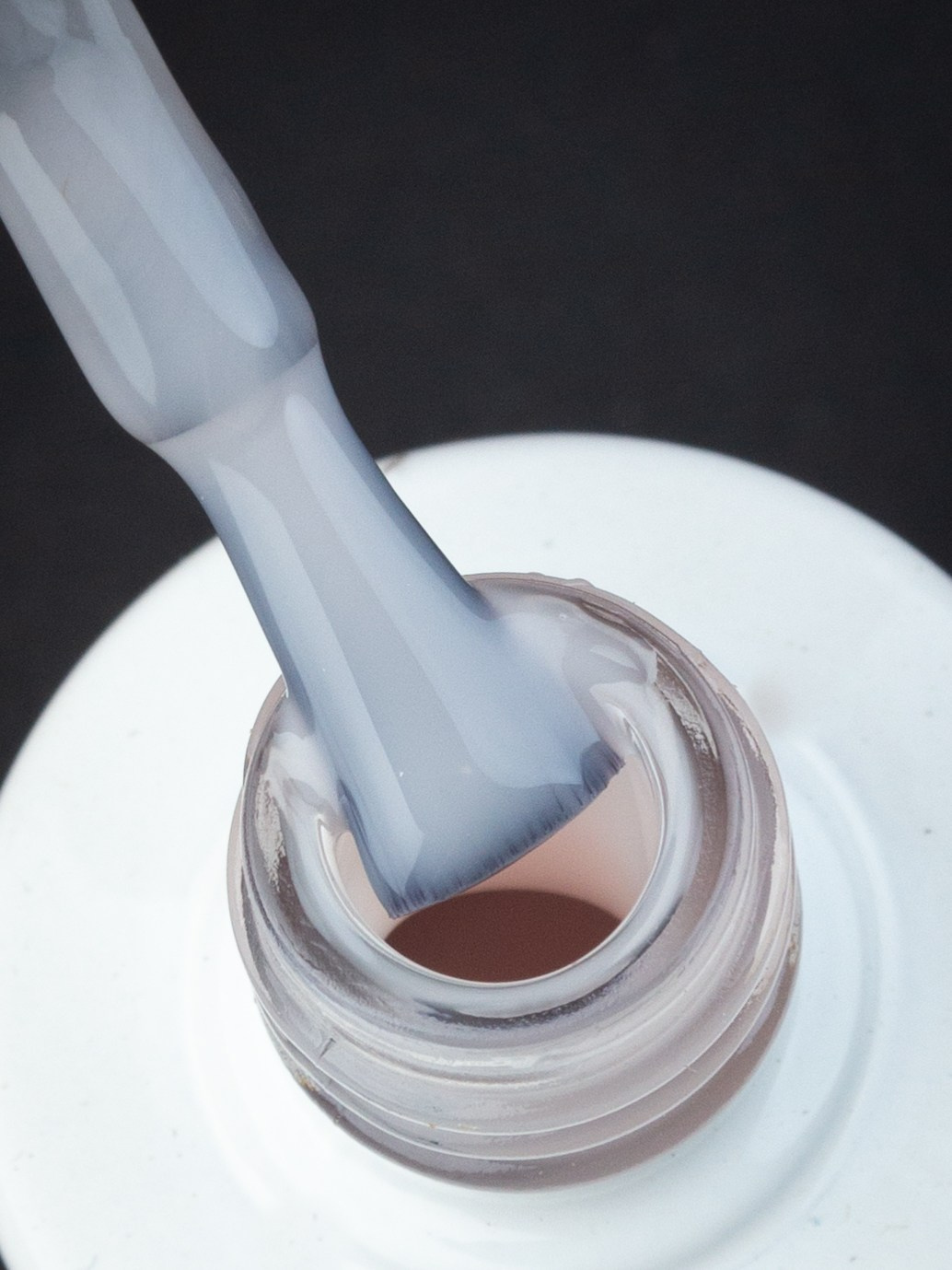 Kira на чёрном. Александр Стряпунин — предметный фотограф в Улан-Удэ