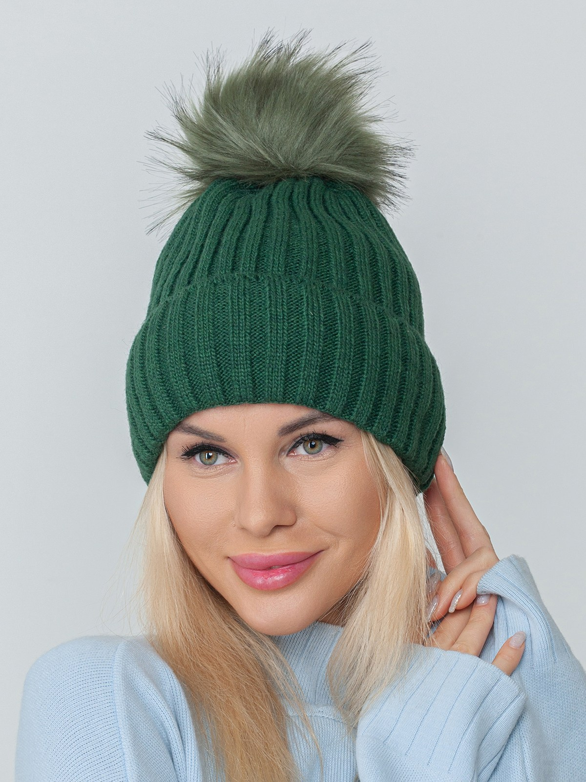 Фотосъемка для валдберриз женские шапки. Сборные фотосъёмки в Москве. фотосессии одежды.фотограф