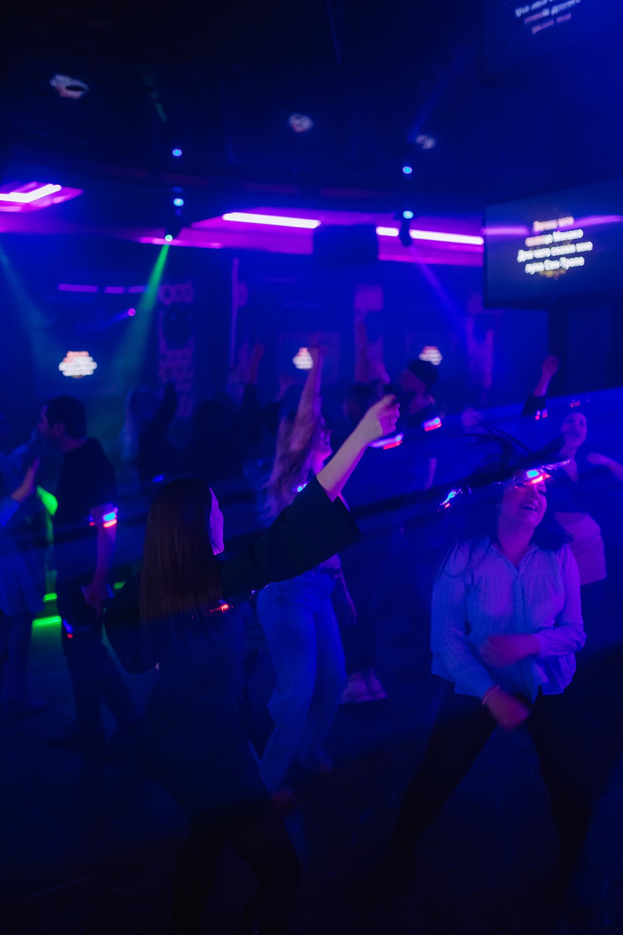 Субботний вечер в Opera Music Hall. One Media Life: фоторепортажи, фотоотчеты с мероприятий и заведений