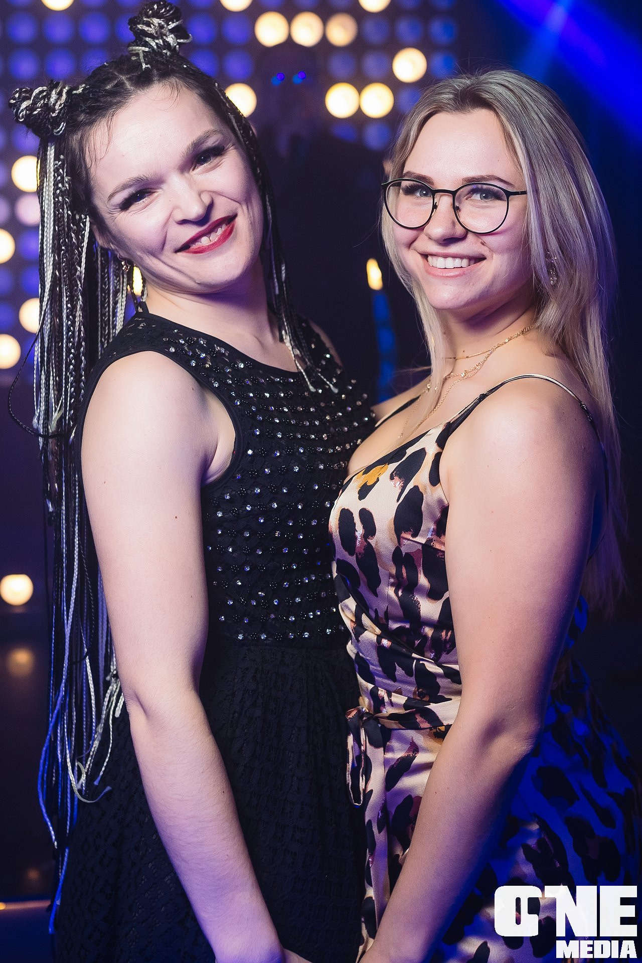 Фоторепортаж из караоке клуба Эйфория. One Media Life: фоторепортажи, фотоотчеты с мероприятий и заведений