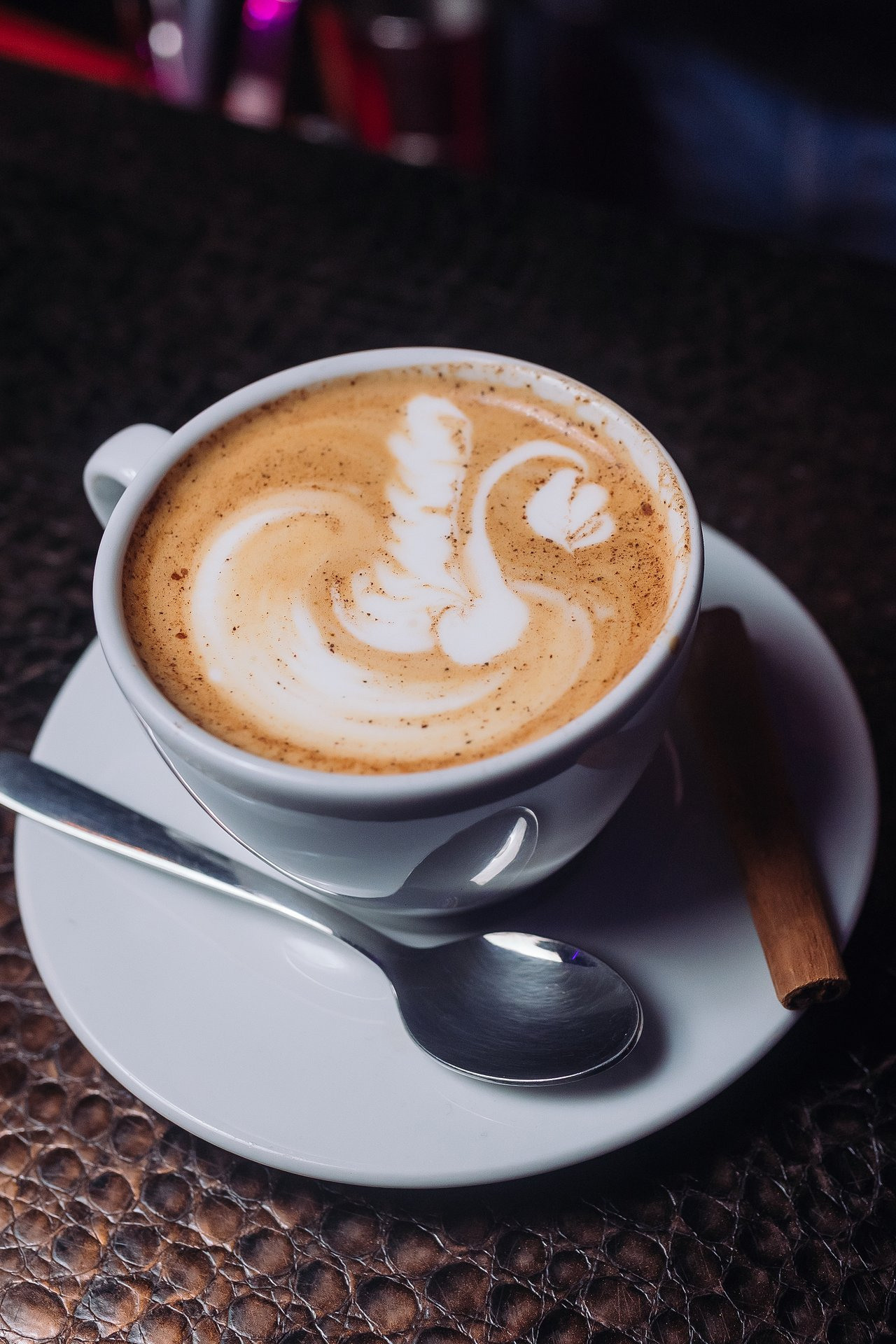 Субботний вечер в Opera Music Hall. One Media Life: фоторепортажи, фотоотчеты с мероприятий и заведений