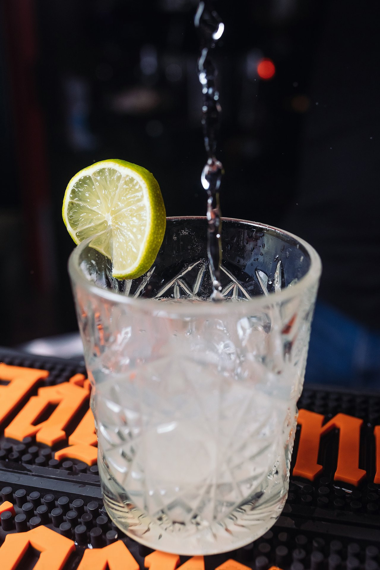 Субботний вечер в Opera Music Hall. One Media Life: фоторепортажи, фотоотчеты с мероприятий и заведений