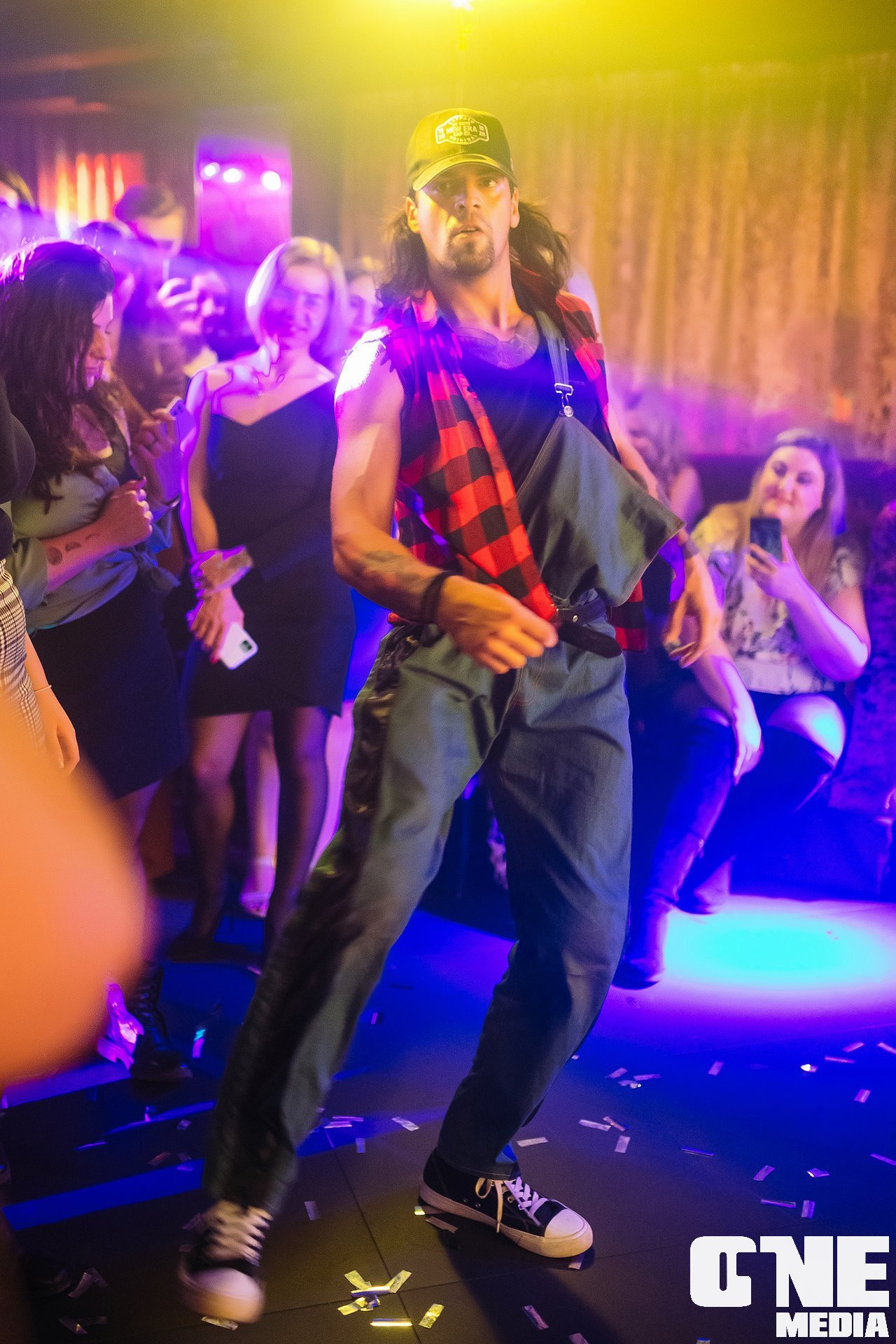 Фоторепортаж из караоке клуба Эйфория. One Media Life: фоторепортажи, фотоотчеты с мероприятий и заведений