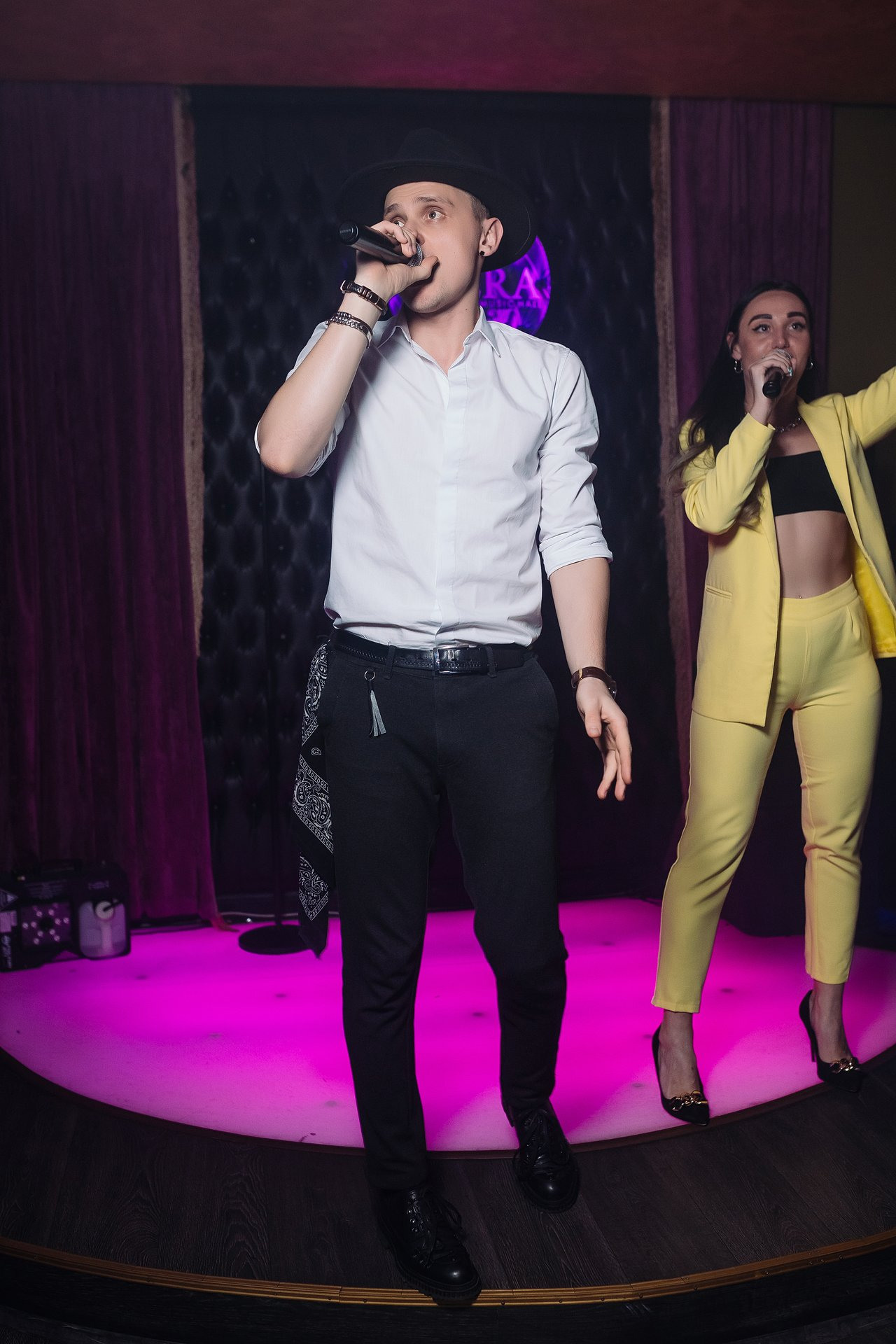 Субботний вечер в Opera Music Hall. One Media Life: фоторепортажи, фотоотчеты с мероприятий и заведений