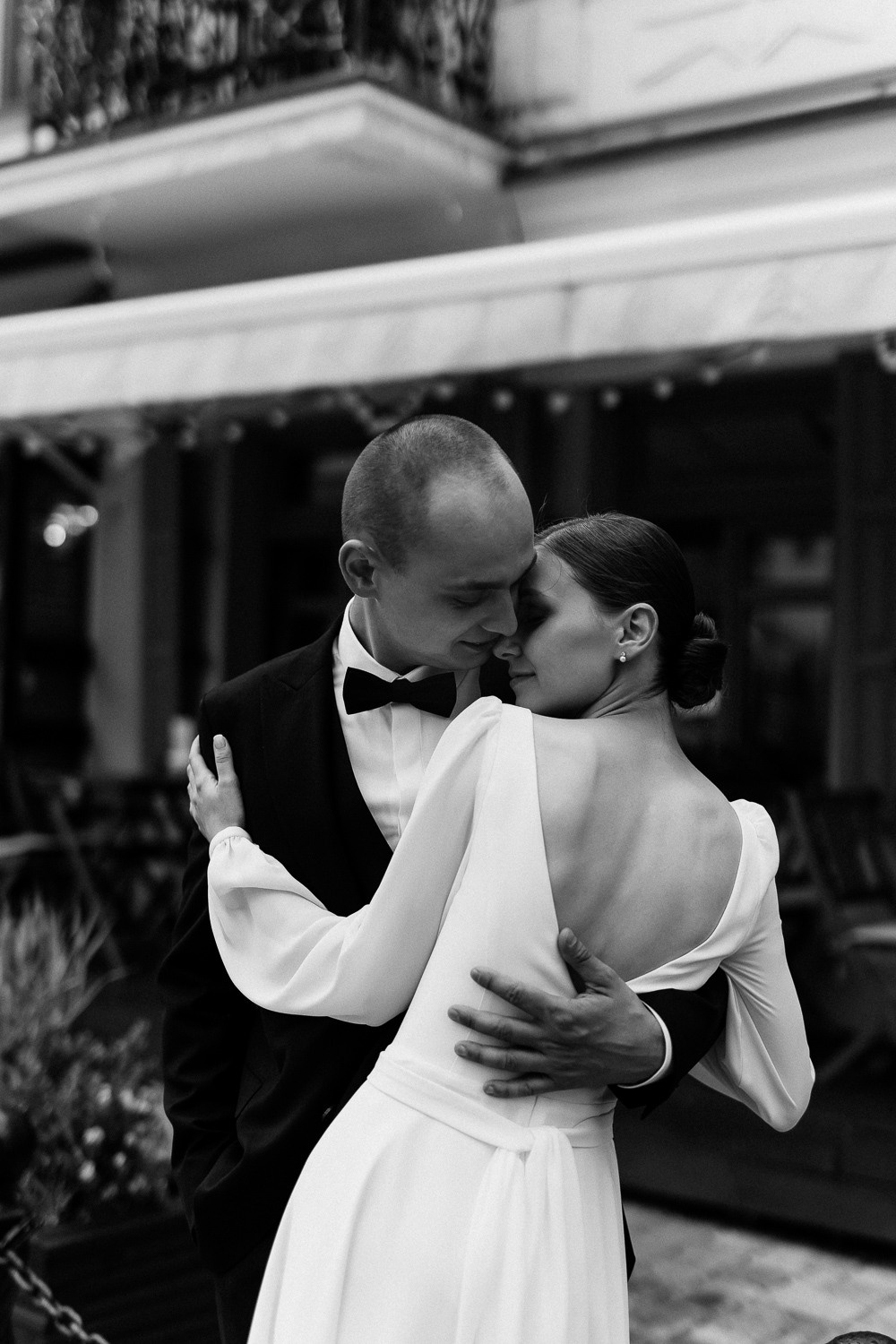 ЕВГЕНИЙ и КРИСТИНА. Свадебный салон-ателье Бонжур в Минске Bonjour