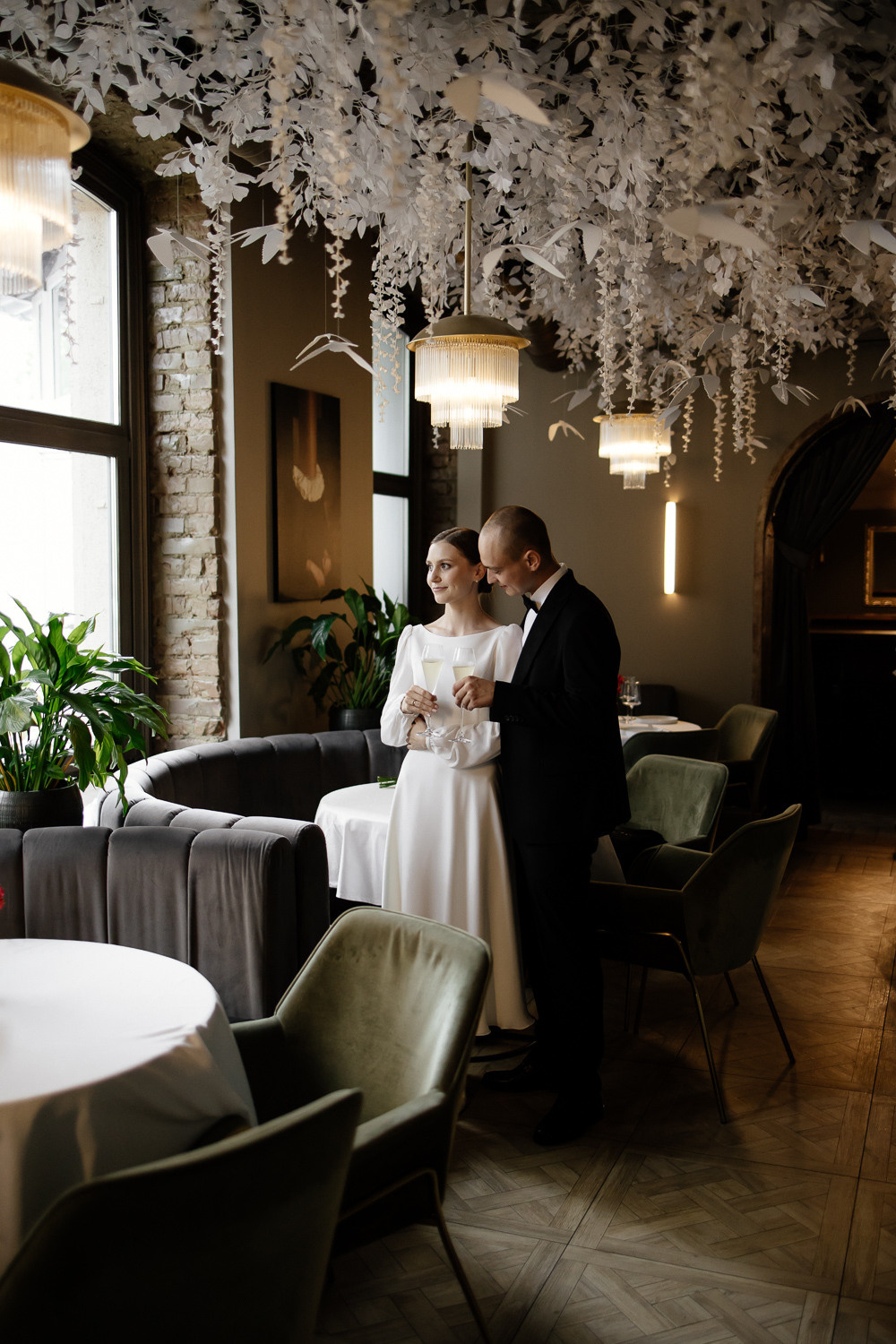 ЕВГЕНИЙ и КРИСТИНА. Свадебный салон-ателье Бонжур в Минске Bonjour