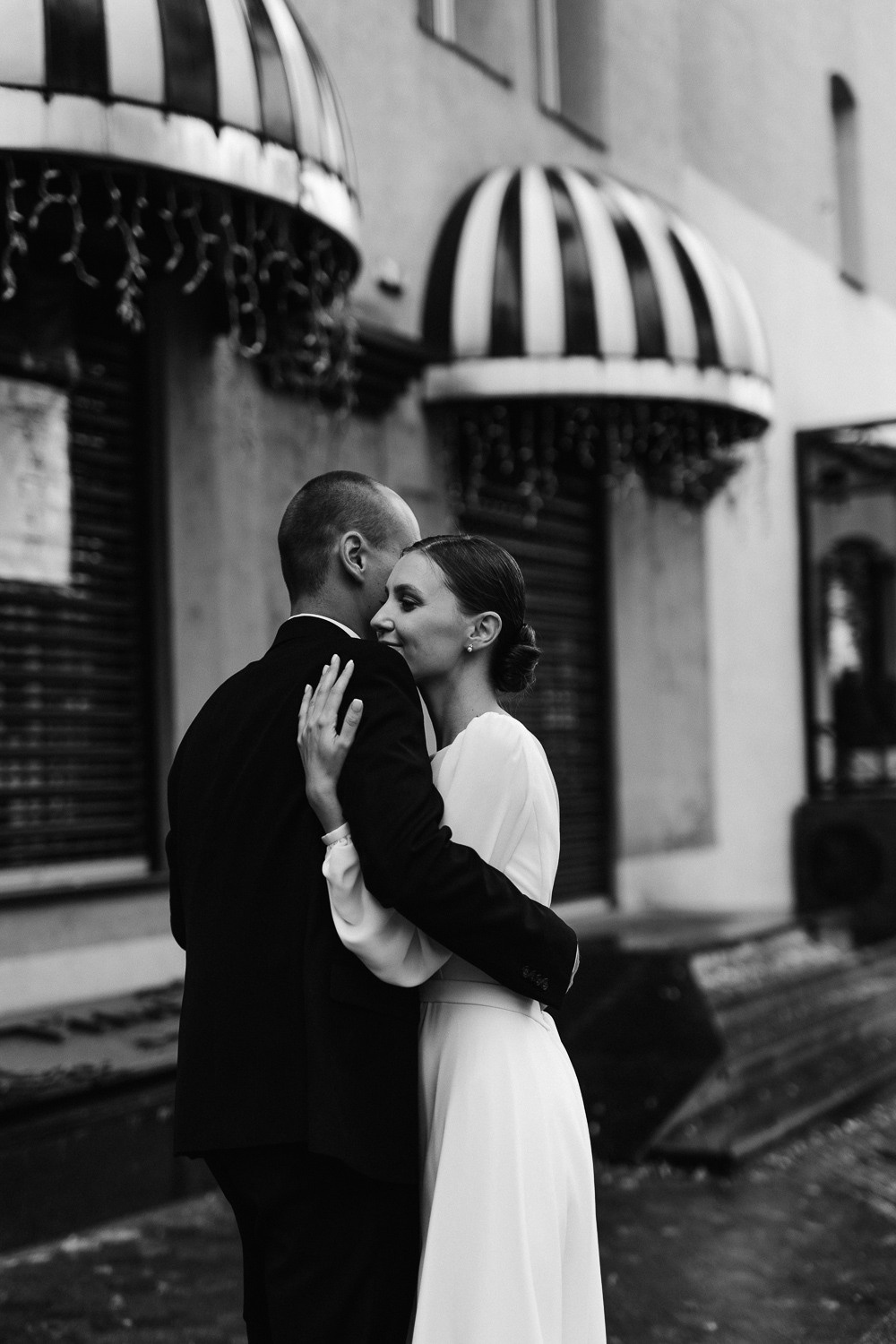 ЕВГЕНИЙ и КРИСТИНА. Свадебный салон-ателье Бонжур в Минске Bonjour