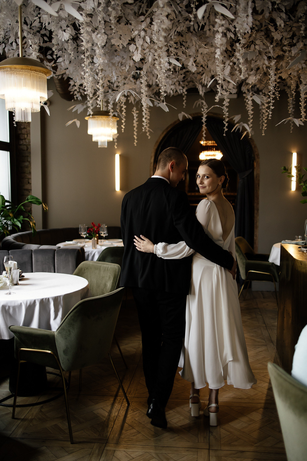 ЕВГЕНИЙ и КРИСТИНА. Свадебный салон-ателье Бонжур в Минске Bonjour