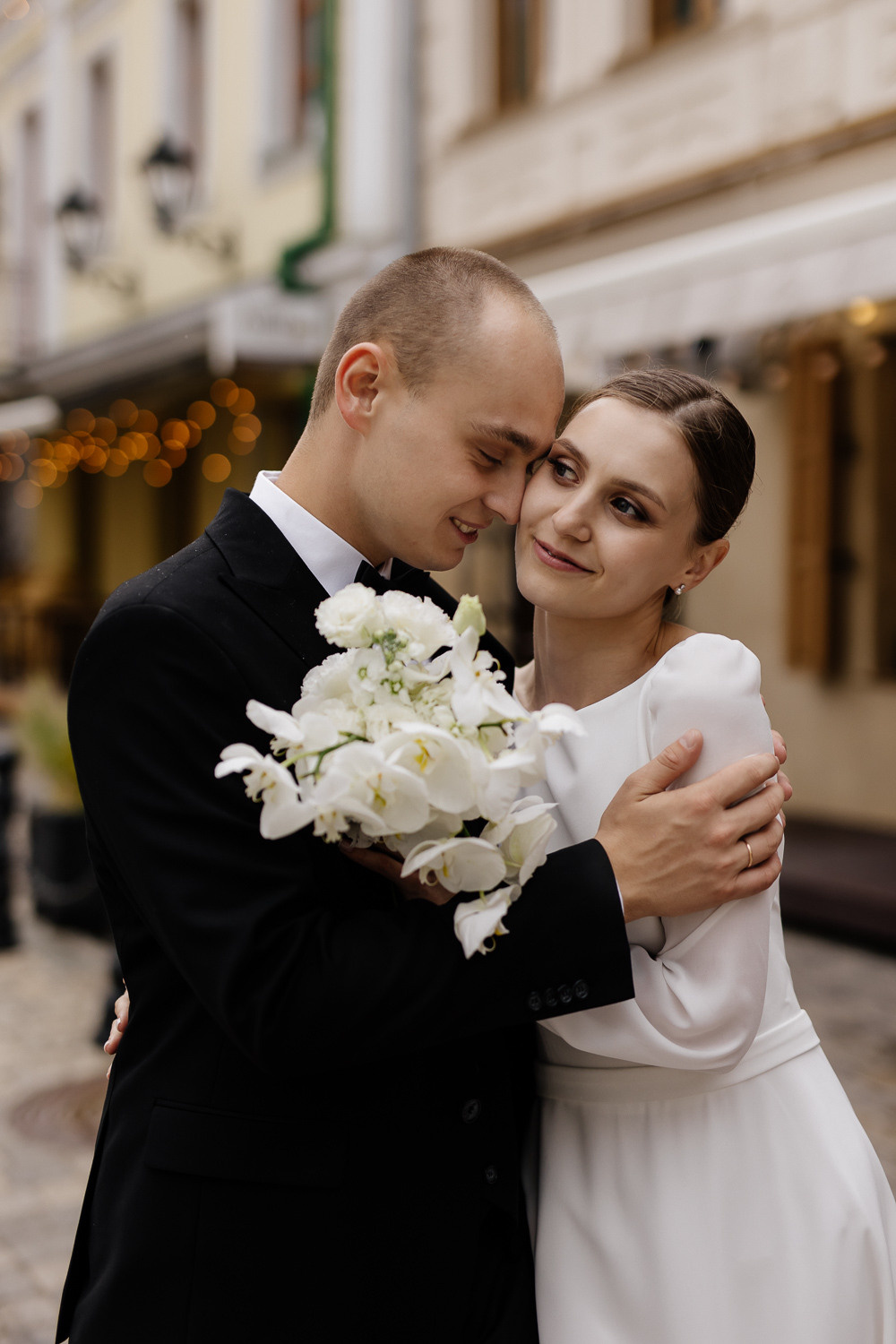 ЕВГЕНИЙ и КРИСТИНА. Свадебный салон-ателье Бонжур в Минске Bonjour