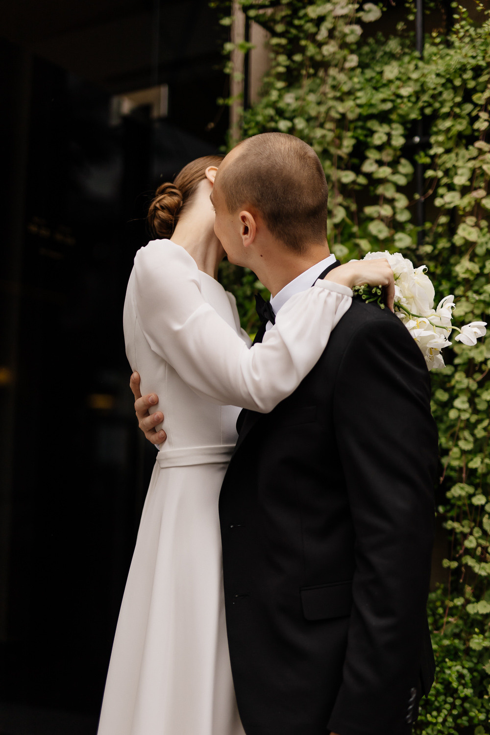 ЕВГЕНИЙ и КРИСТИНА. Свадебный салон-ателье Бонжур в Минске Bonjour