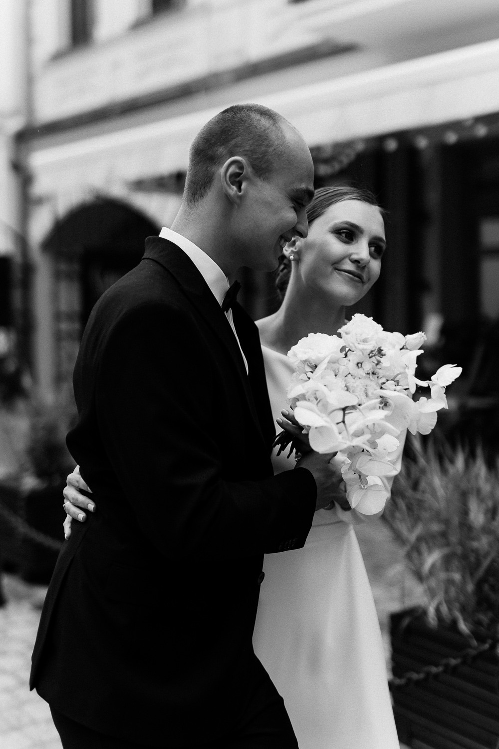 ЕВГЕНИЙ и КРИСТИНА. Свадебный салон-ателье Бонжур в Минске Bonjour