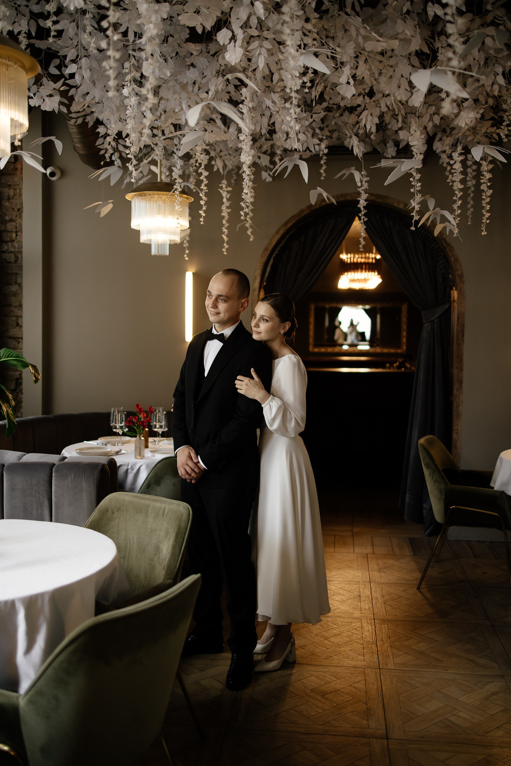 ЕВГЕНИЙ и КРИСТИНА. Свадебный салон-ателье Бонжур в Минске Bonjour