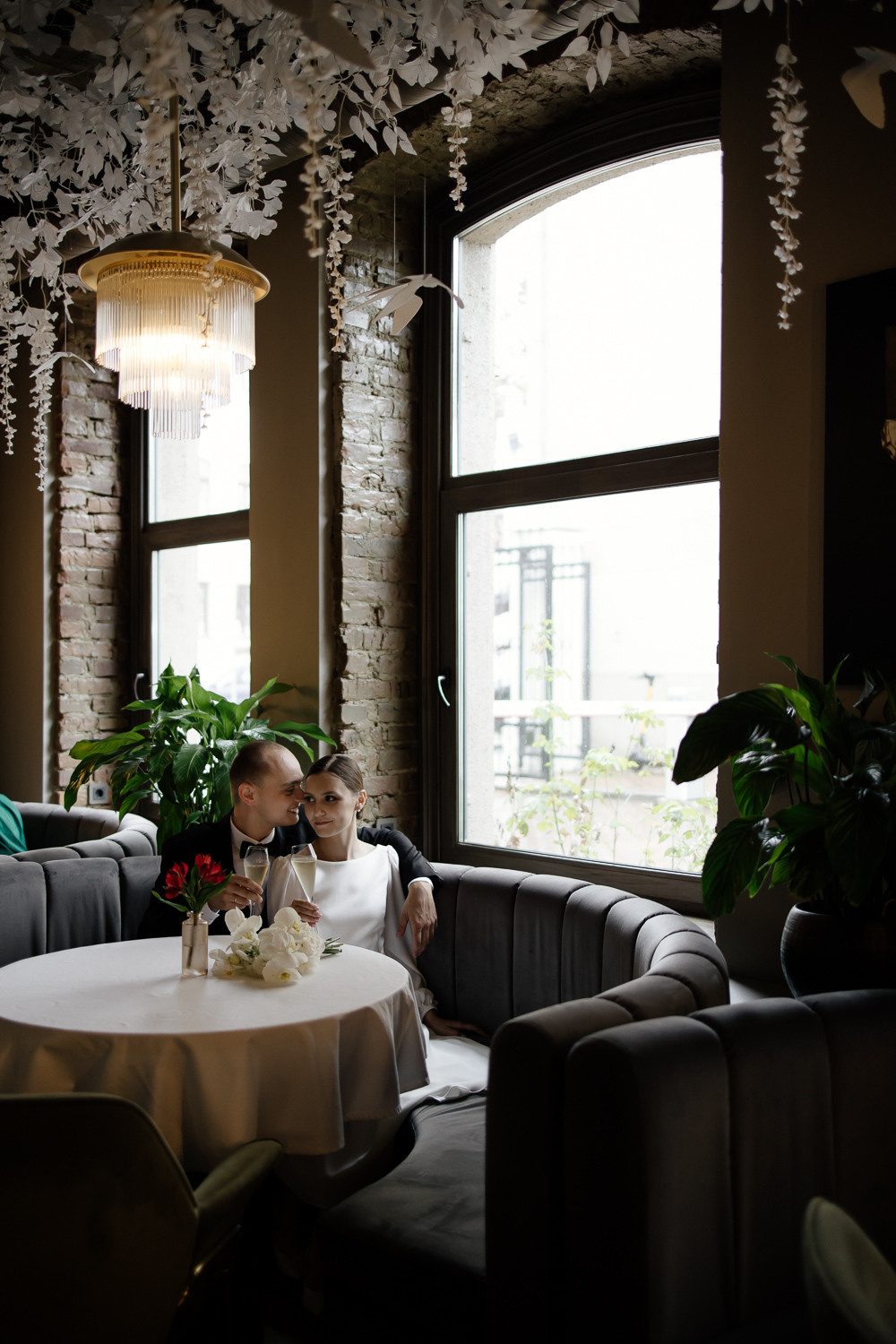 ЕВГЕНИЙ и КРИСТИНА. Свадебный салон-ателье Бонжур в Минске Bonjour