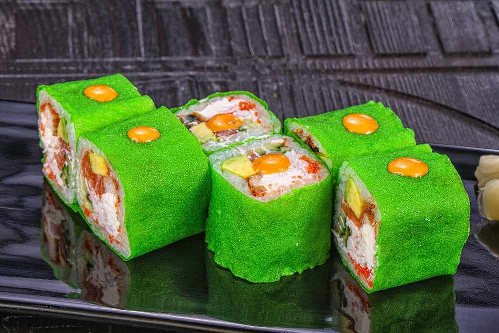 Фотосъемка суши и роллов. Заказ по тел.: +7 (906) 006-90-22. Фуд-фотограф Андрей Старостин — съемка еды в Москве. 9000 руб. в час