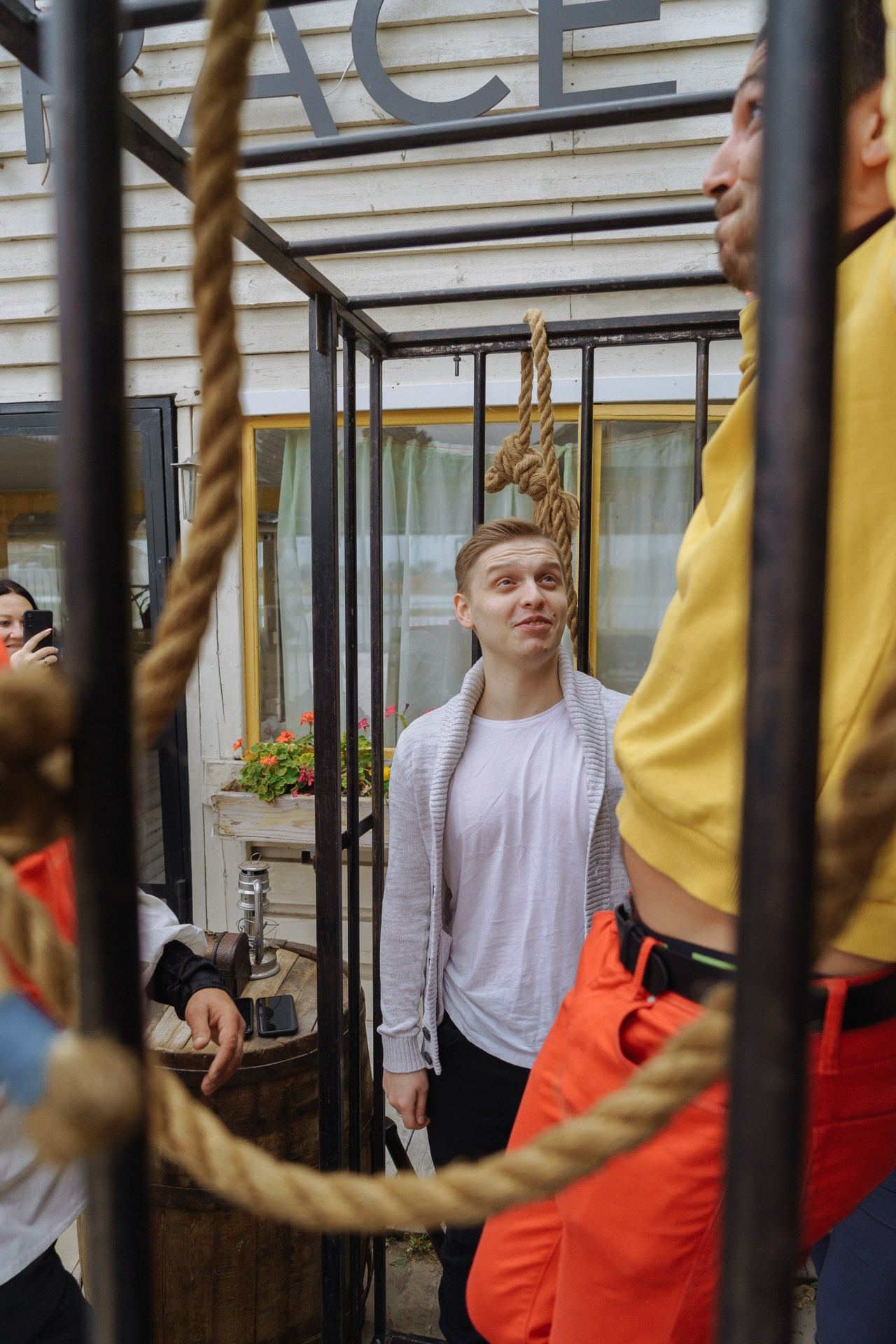 Тимбилдинг для компании Гранни в стиле Форт Бойард. Событийный фотограф Максим Бескоровайновнов