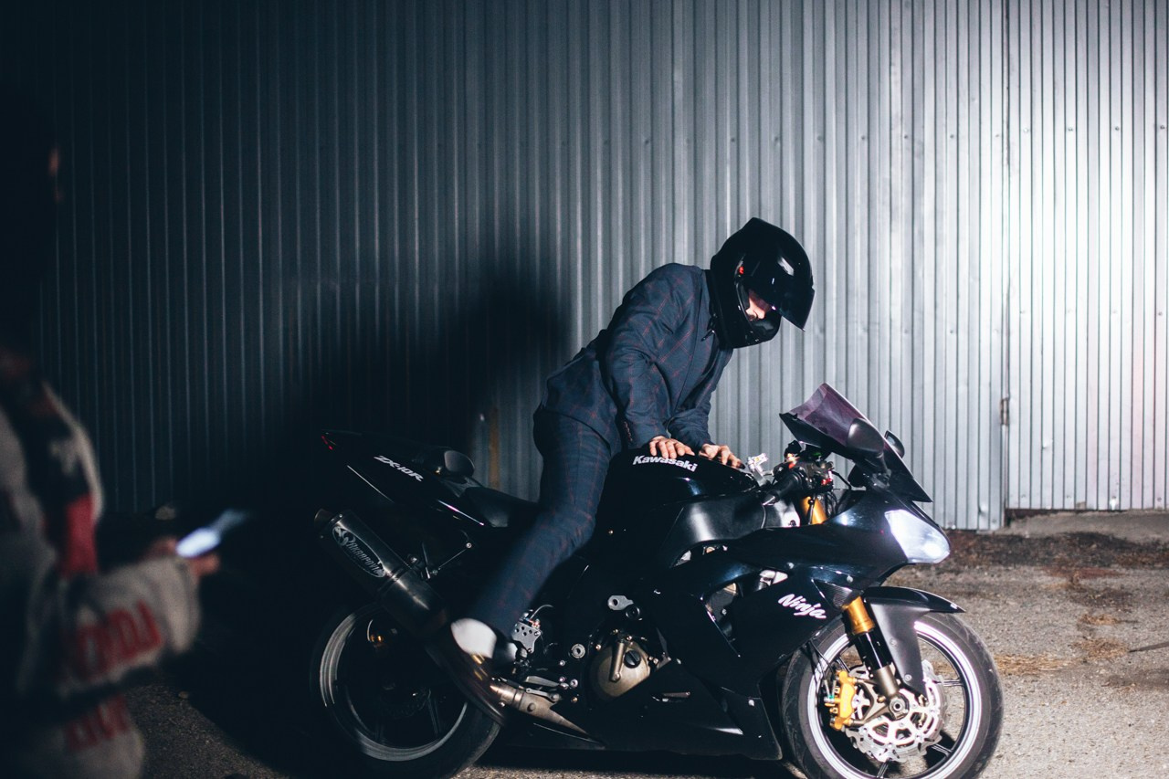 Бэкстейдж съемка рекламы. Фотограф Денис Денисов