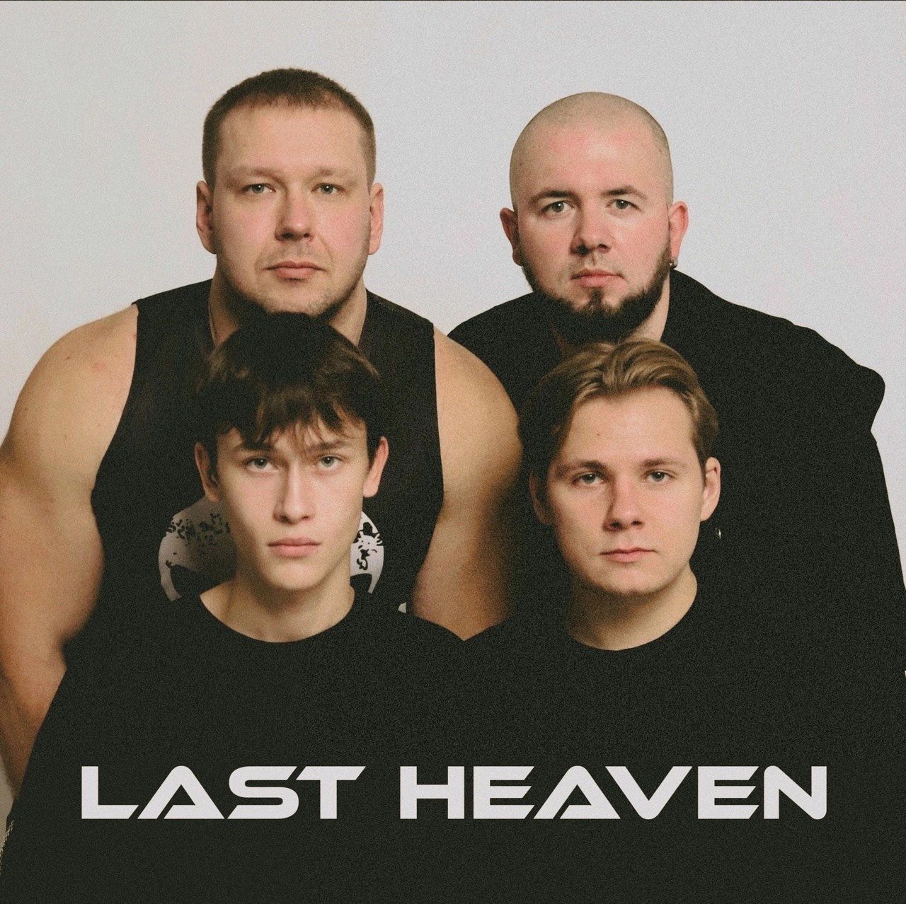 Реальные фотографии наших гостей. Фотостудия самообслуживания. Студия без фотографа в Твери