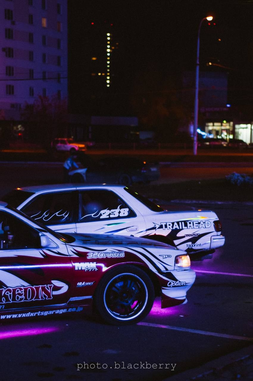 Auto & Lifestyle. Люблю снимать не только эмоции людей, но и автомобили.Живу в Челябинске, ну и конечно как же без путешествий по городам