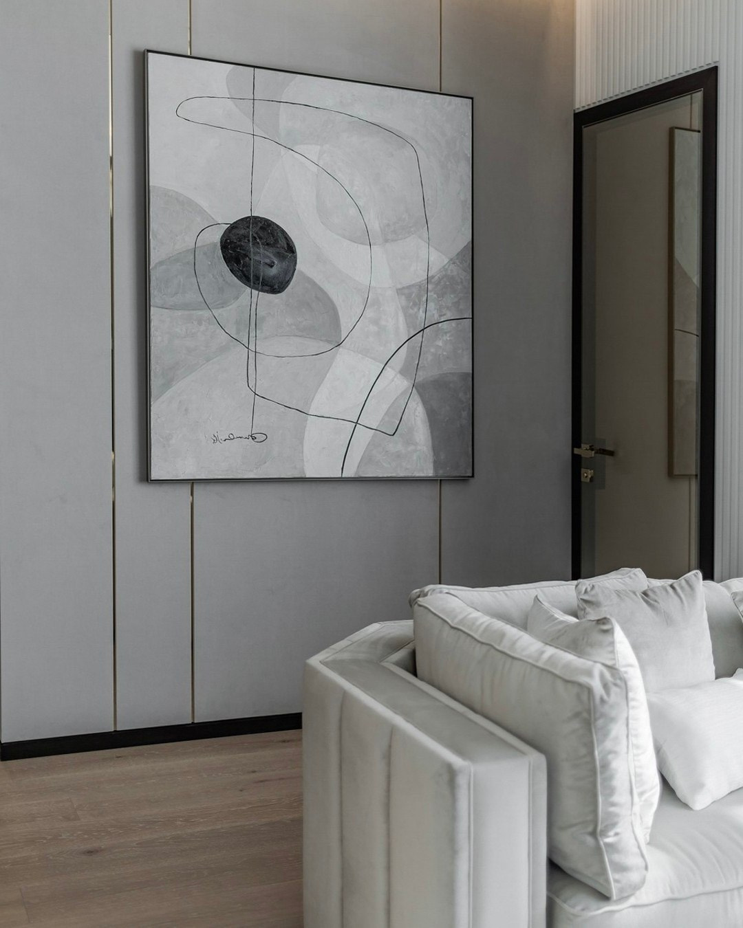 Современная картина в интерьере гостиной — дизайн Валерии Котович