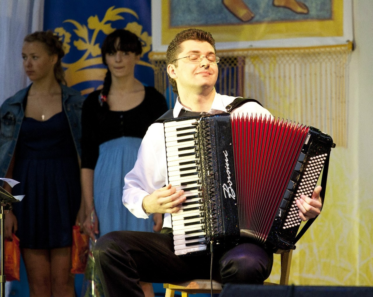 Аккордеонист Мирослав Лелюх
