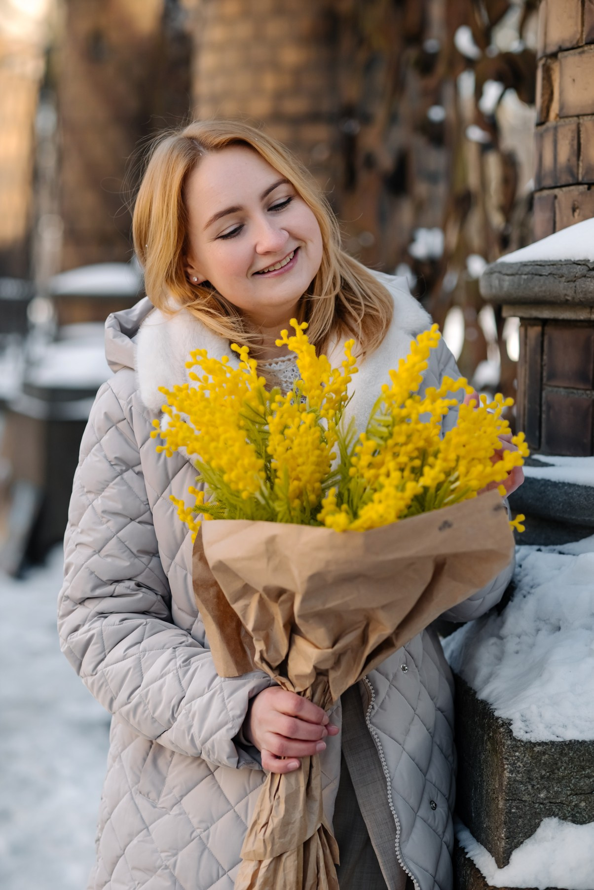 Прогулка с цветами по улицам и каналам. Свадебный и семейный фотограф в Санкт-Петербурге Елена Худякова