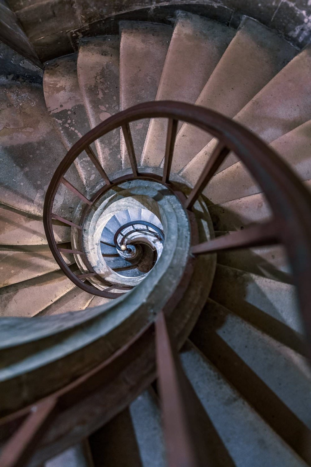 World of Staircases — personal project of photographer Vadim Sherbakov. Vadim Sherbakov Portfolio