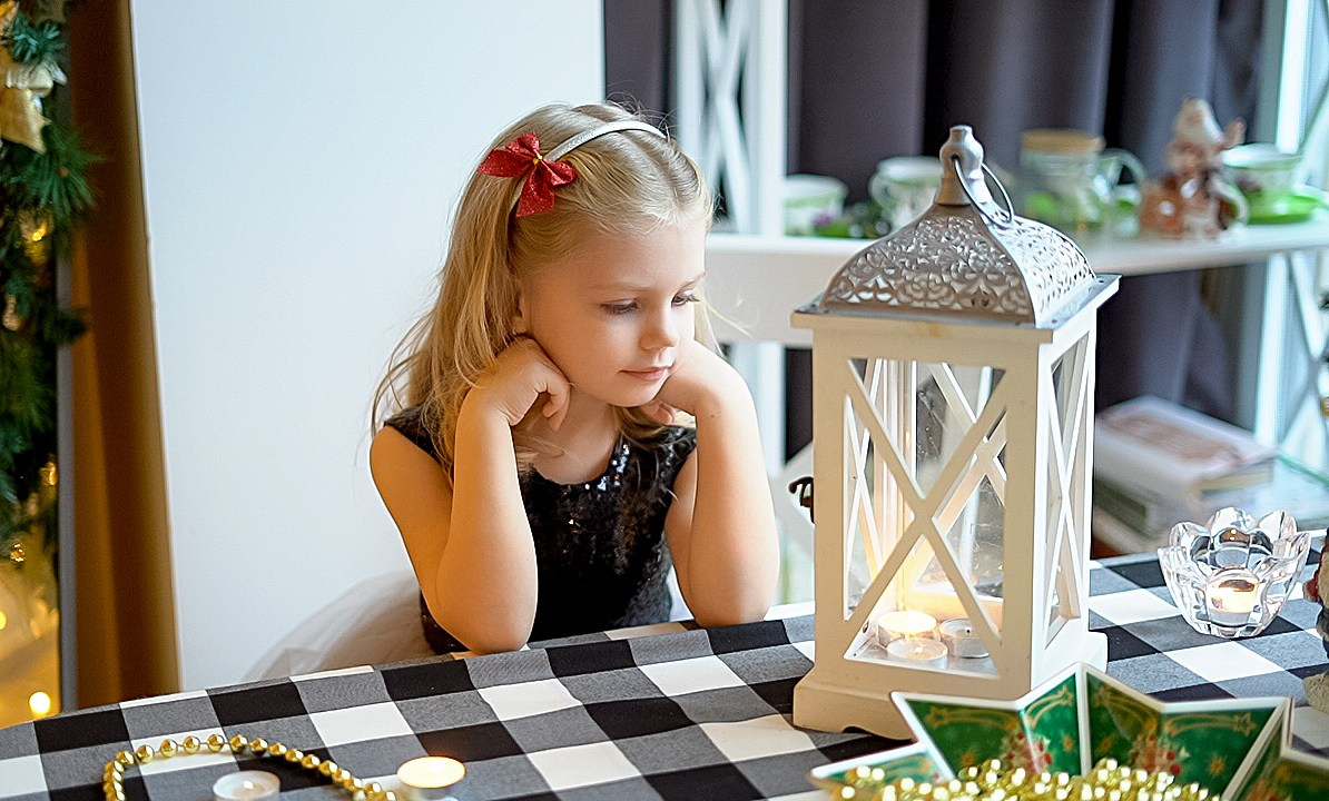 ОДНА ДОМА (НГ). Фотограф в Ялте Инна Найден. Детский и семейный фотограф