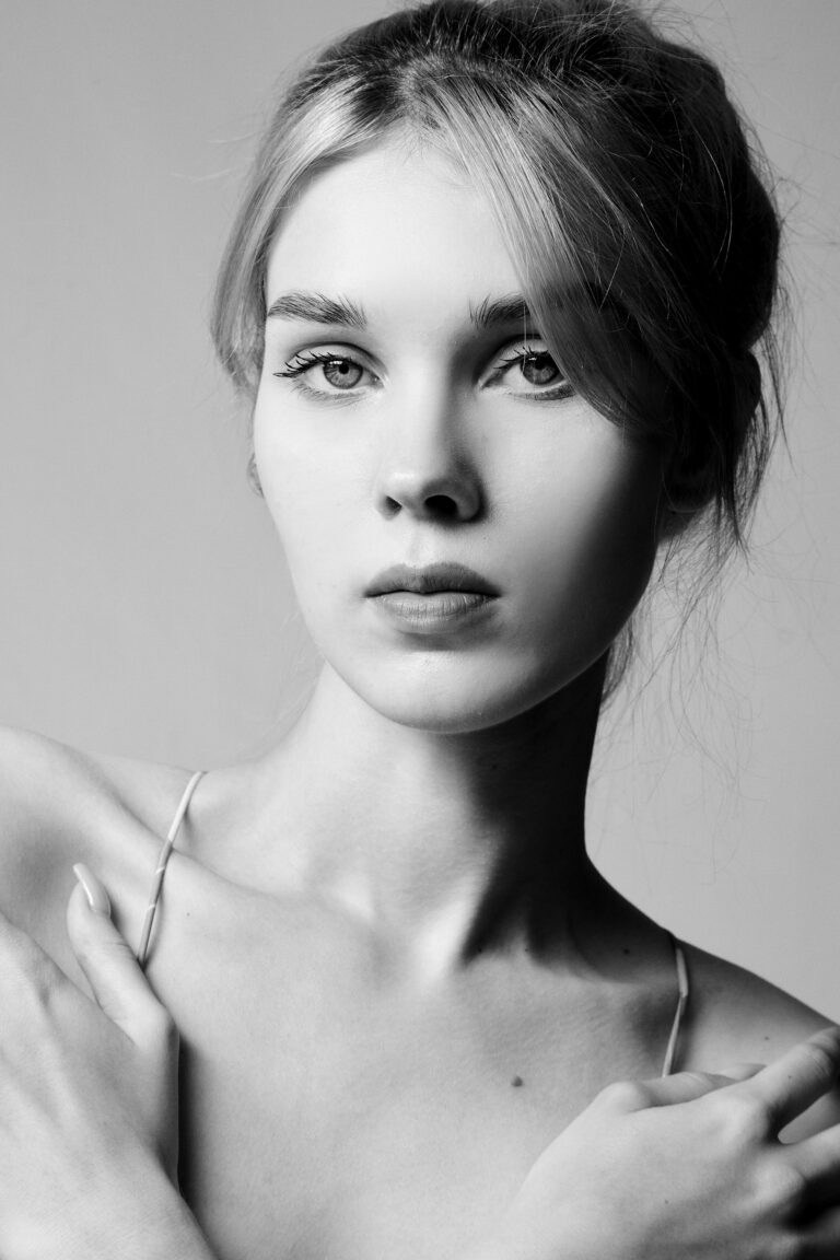 Анастасия Колесник. Съёмка одежды для маркетплейсов и брендов Morozova Production