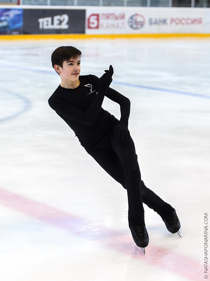 Николай Угожаев