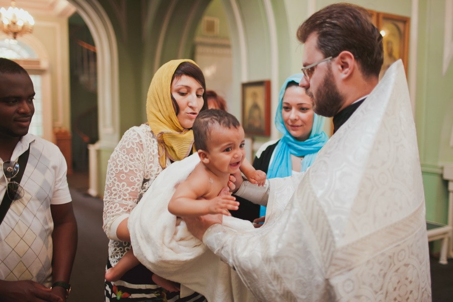 Крещение Знаменская церковь, г. Пушкин. Фотограф на крещение в Санкт Петербурге