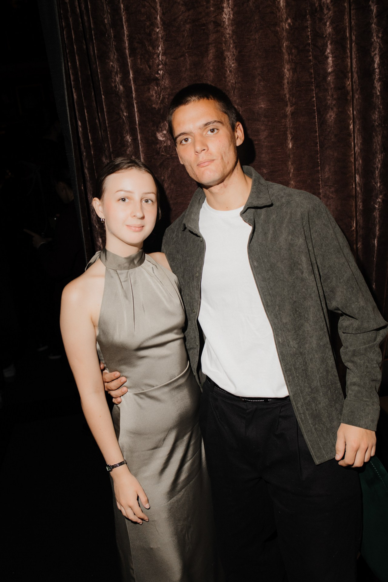 48 стульев. VICTORIA SHU