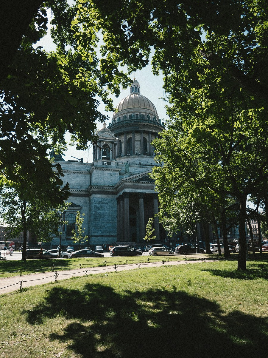 New York photographer RINAT SHAHMETOV in New York city